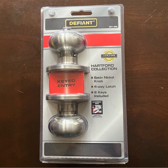 Defiant Keyed Entry Door Knob "Hartford Collection" 4 way Latch #881 996, new - Picture 1 of 6